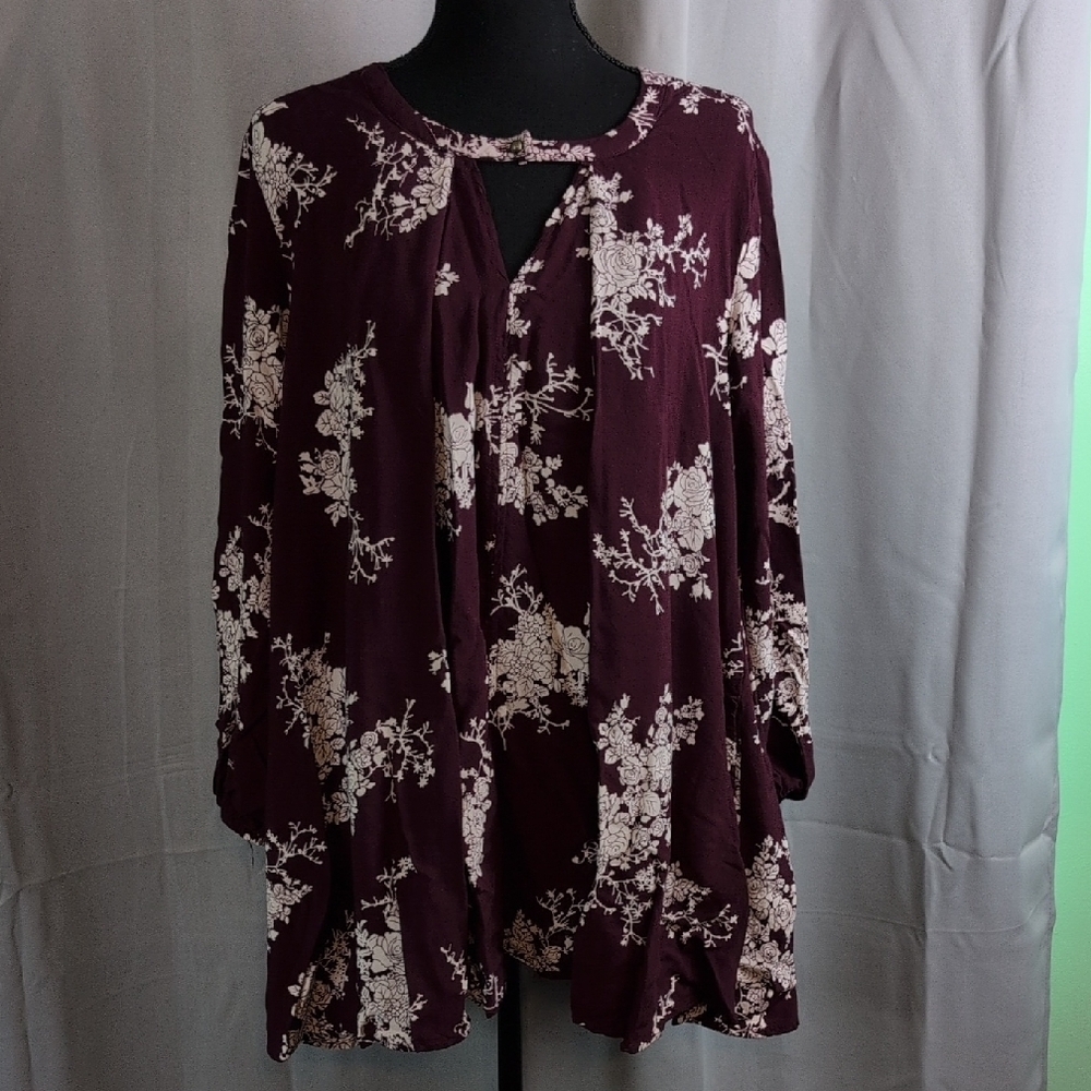 JODIFL Red and White Relaxed Cut‎ Out Tunic